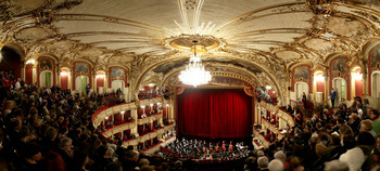 © www.oper-graz.com